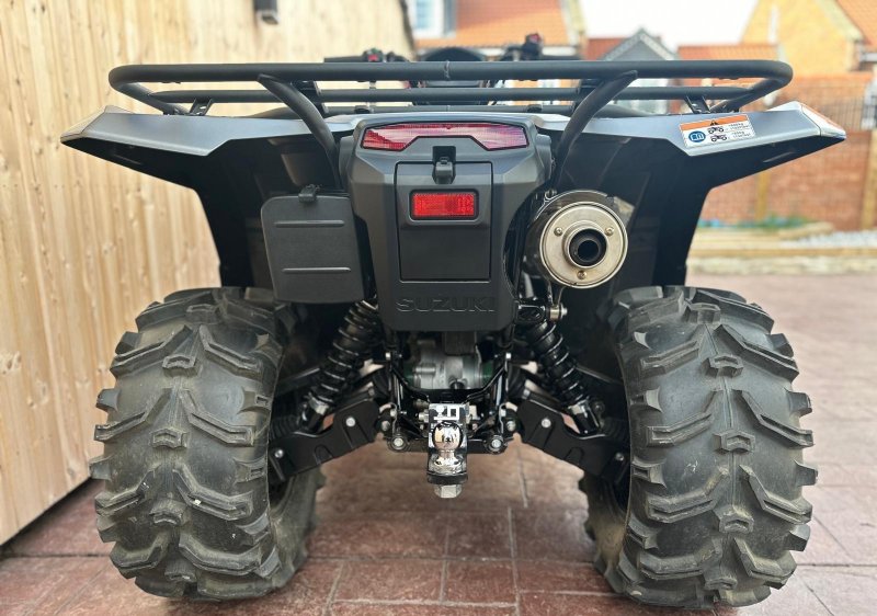 SUZUKI Kingquad